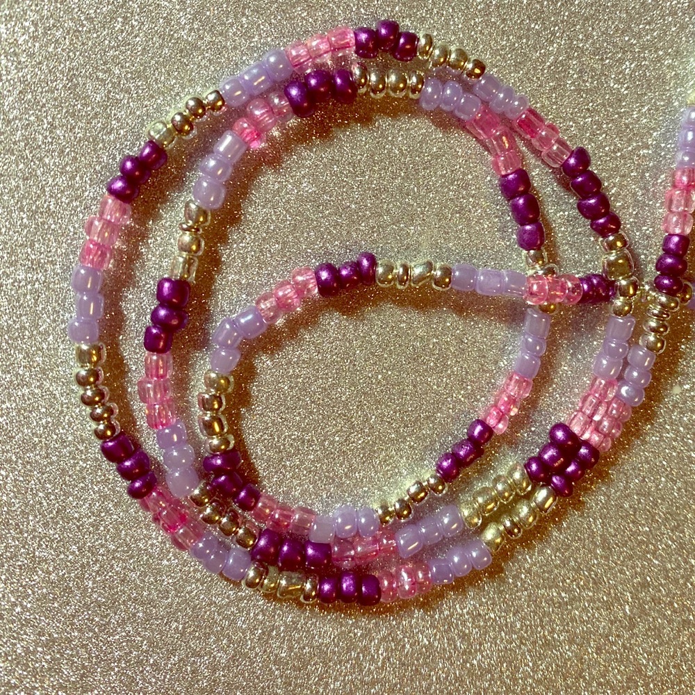 Waist beads